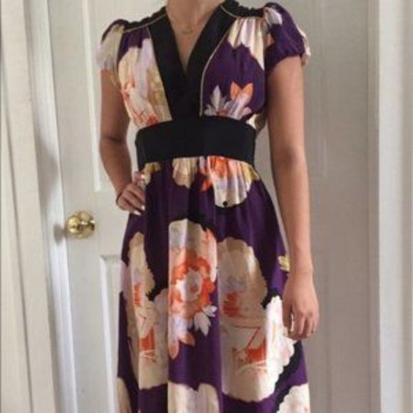 SIZE 2. CORAY LYNN CALTER SILK  FLORAL DRESS. - Picture 16 of 16